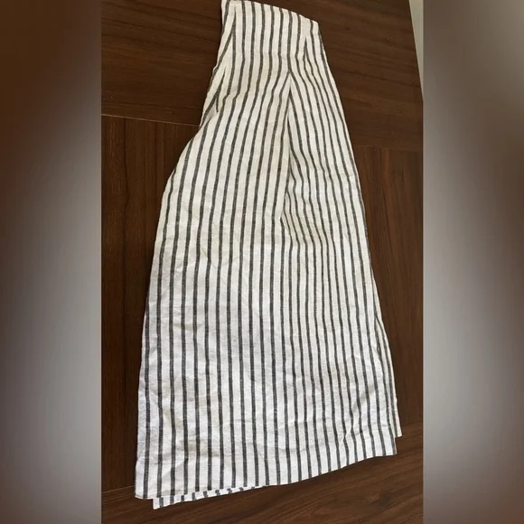 Etcetera Black and White Striped wide legged pants 100% linen size 4